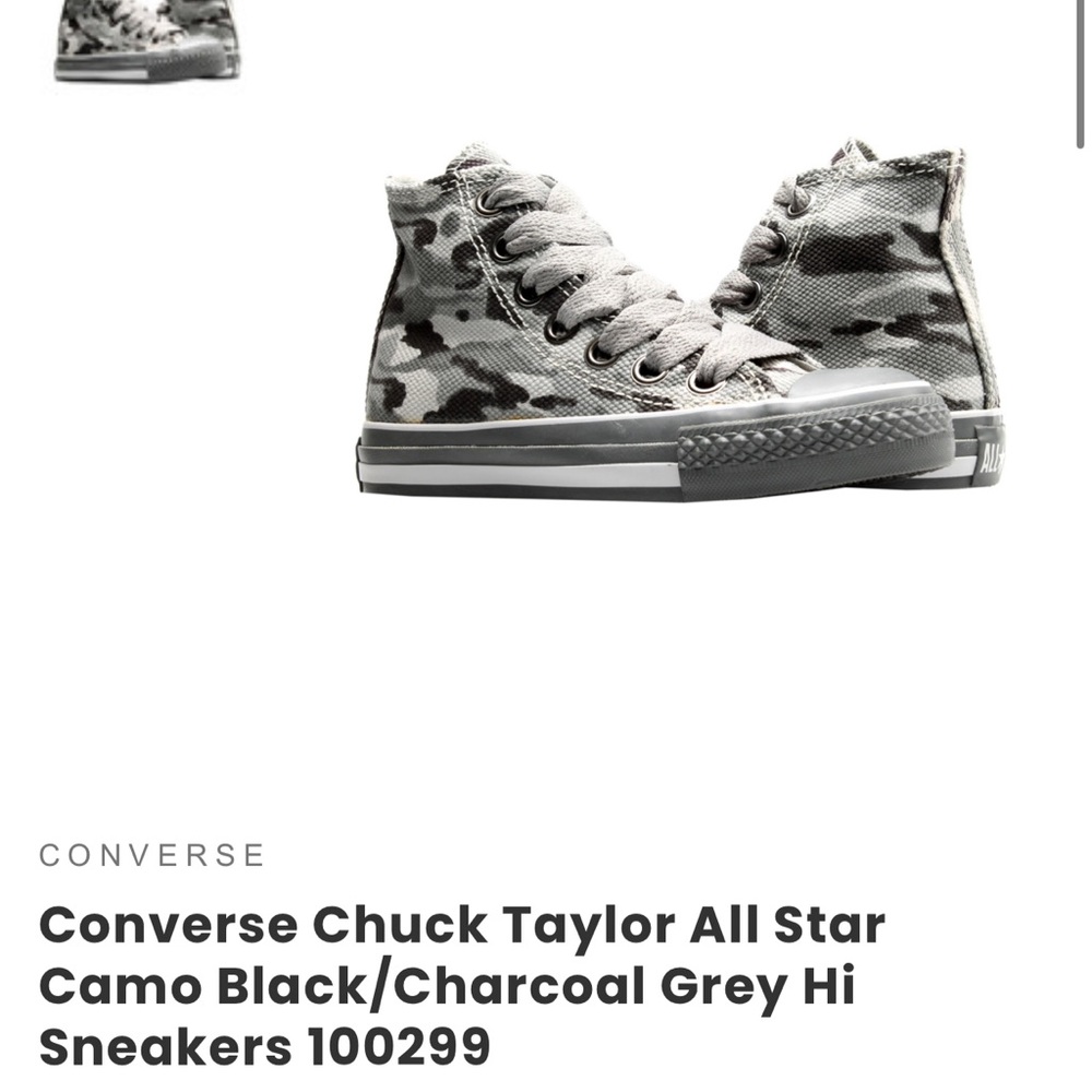 Earth tone army/camouflage print converse.
